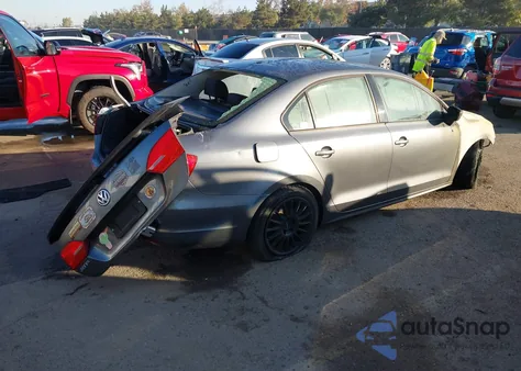 2014 Volkswagen Jetta 2.0L S z USA, uszkodzony, nr VIN 3VW2K7AJ5EM242156